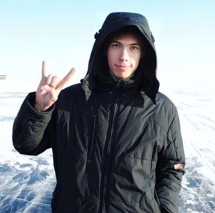 Аватар Артём Ануфриев